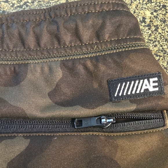 American Eagle Outfitters Women's S Green Camouflage Joggers 4 Pkt Drawstring - Picture 13 of 16